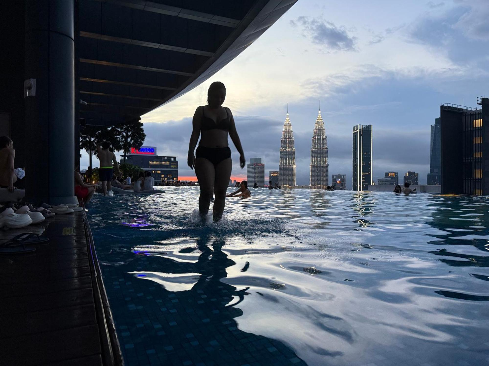 Apartment Eaton Sky Residences Klcc