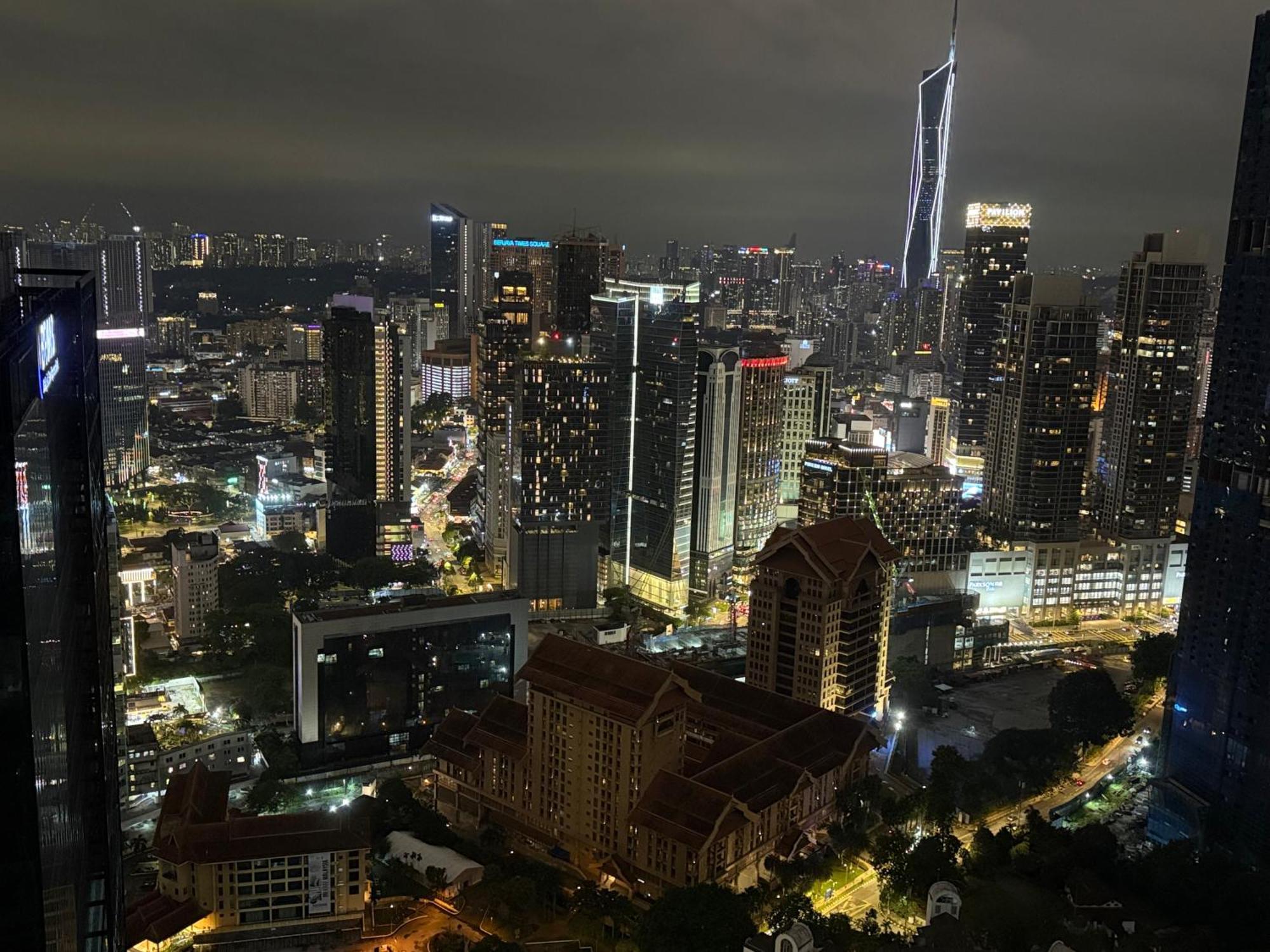 Eaton Sky Residences Klcc Apartment *